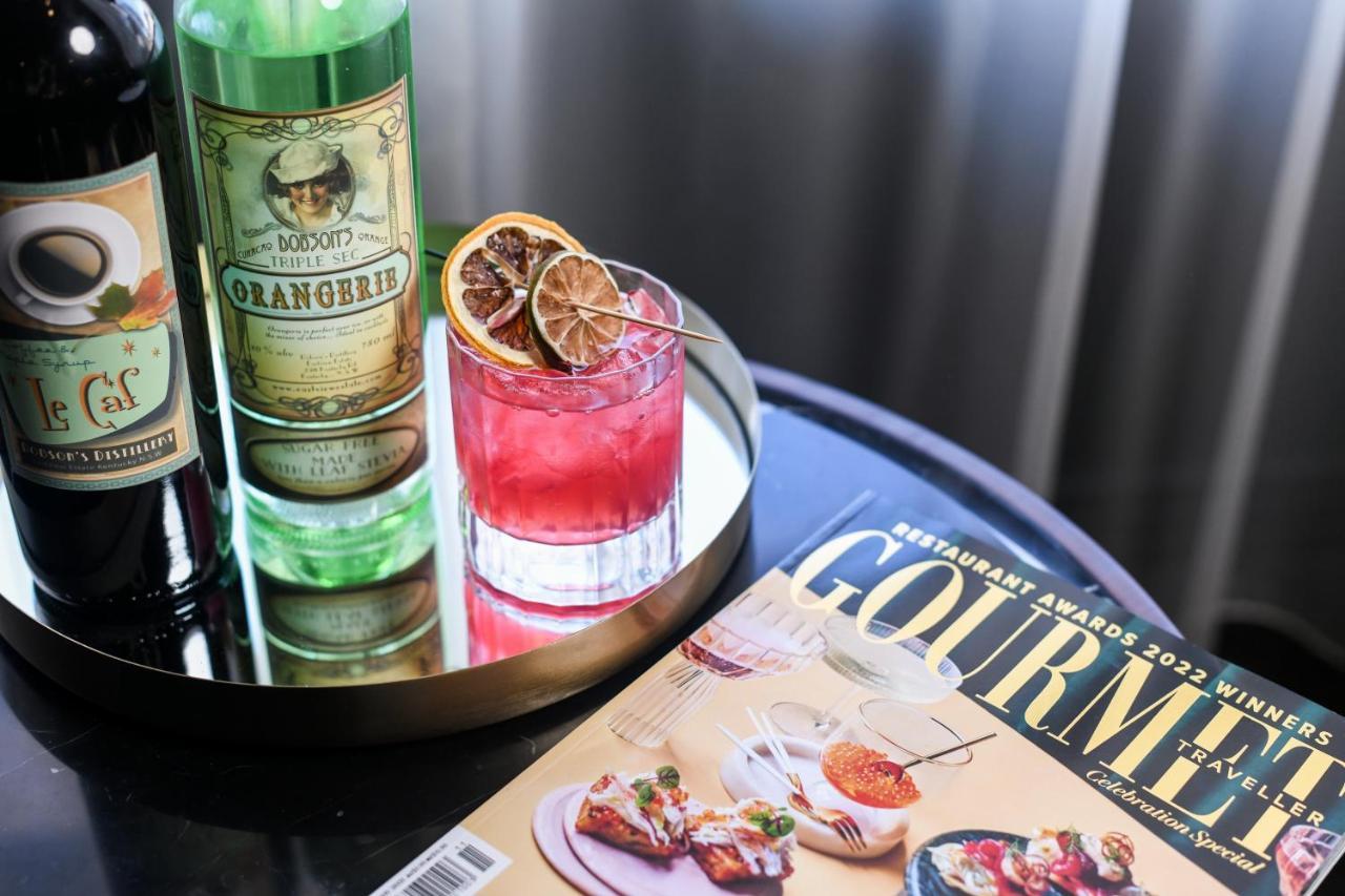Powerhouse Hotel Tamworth By Rydges Luaran gambar A cocktail with a bottle of Orangette