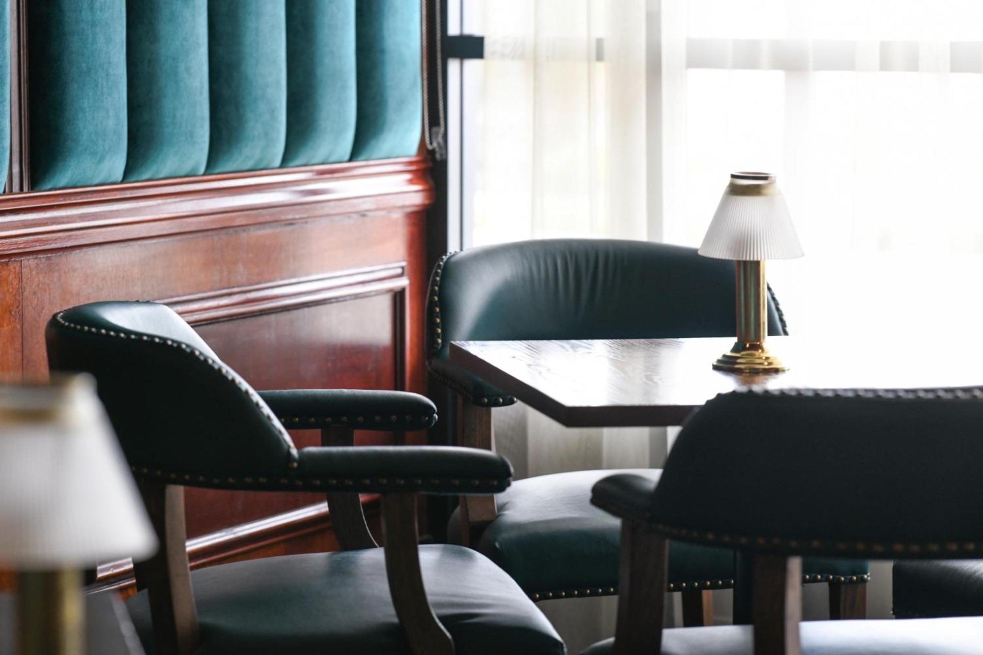 Powerhouse Hotel Tamworth By Rydges Luaran gambar The interior of the club