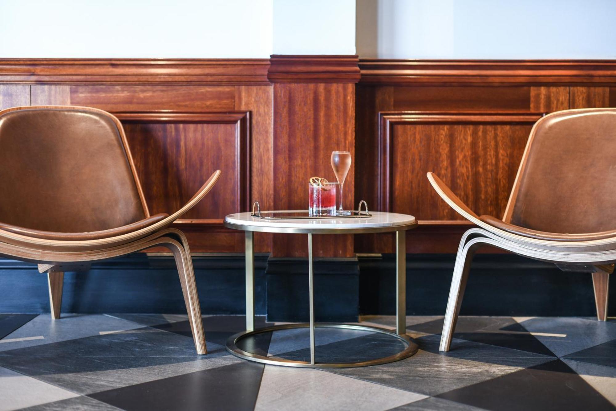 Powerhouse Hotel Tamworth By Rydges Luaran gambar The interior of the hotel