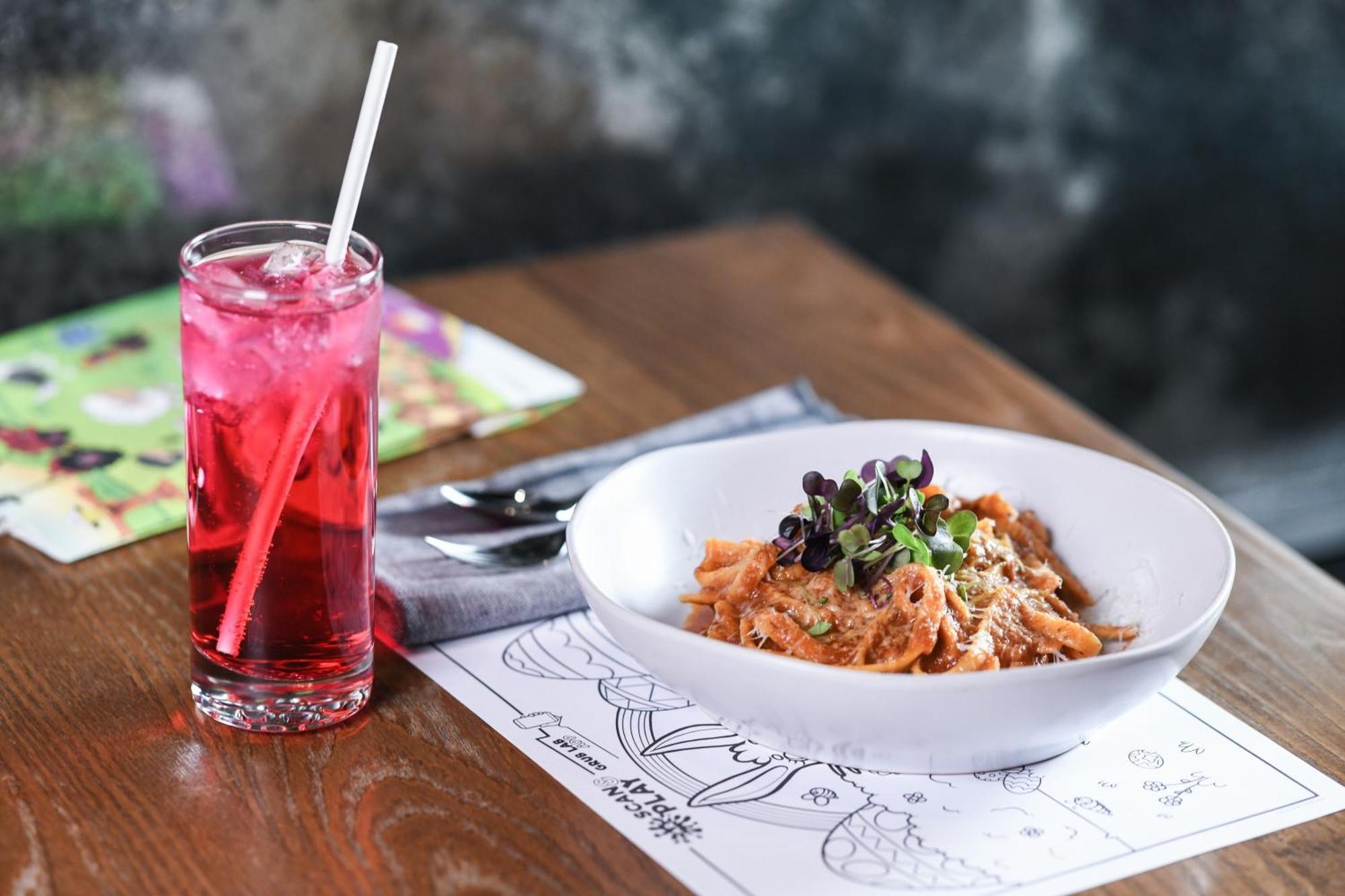 Powerhouse Hotel Tamworth By Rydges Luaran gambar A glass of pink lemonade