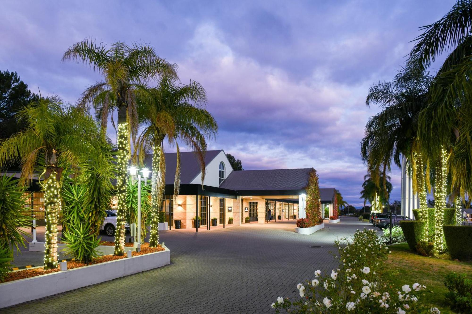 Powerhouse Hotel Tamworth By Rydges Luaran gambar The Palms Hotel and Spa